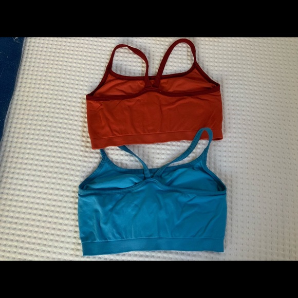 Two Patgonia mesh sports bras…gently used - Picture 2 of 4